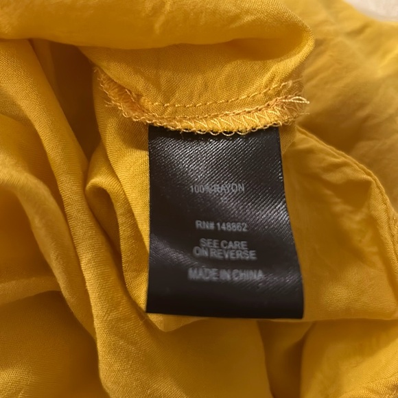 TORRID Yellow Sleeveless Button Down Top with Tie Bottom - Picture 7 of 8